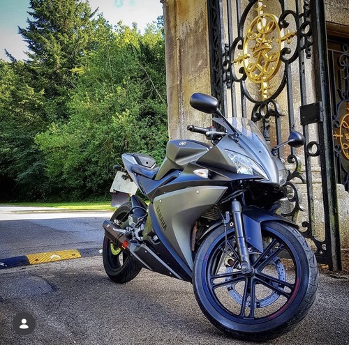 Yamaha yzf r125 2011 - yamaha,
