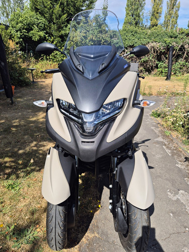 Yamaha tricity 300 - yamaha, on