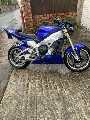 Yamaha 4xv street fighter - r1,