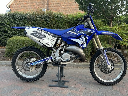 Yamaha yz125 - yamaha,