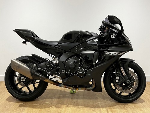 Yamaha 2024 all black loads - 2024,