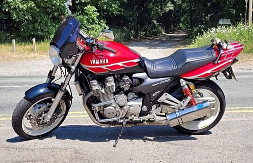 Yamaha xjr 1300 - yamaha,