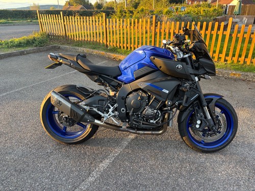 Yamaha mt10 bike - yamaha,