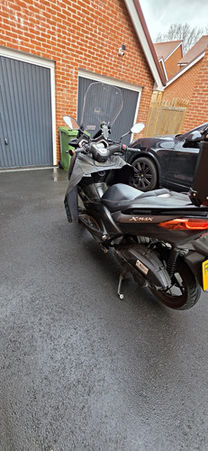 Yamaha xmax 125 - yamaha,