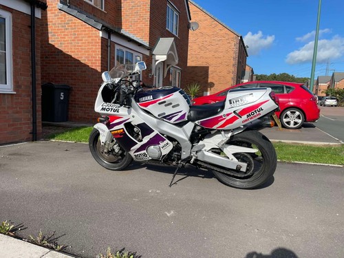 Yamaha fzr600 - yamaha, fzr600-r