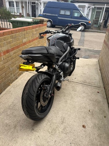 Yamaha mt09 - yamaha,